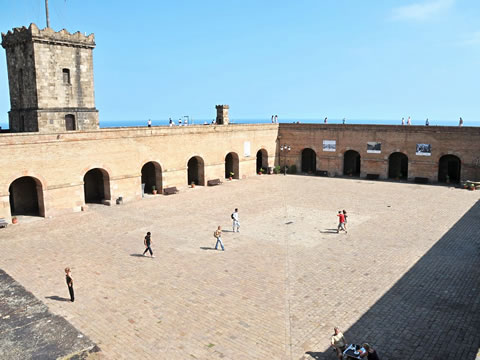 The main courtyard of the Casteillo de Montju�c, Barcelona