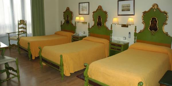 A room at the Hotel Mesón Castilla, Barcelona