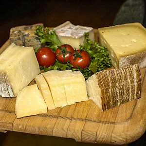 Cheese platter at Cavour 313, Rome