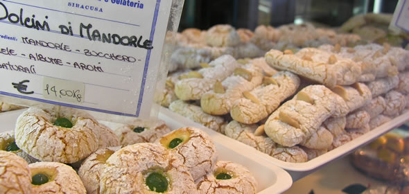 Almond-paste cookies in a Siracusa, Sicily, pasticceria