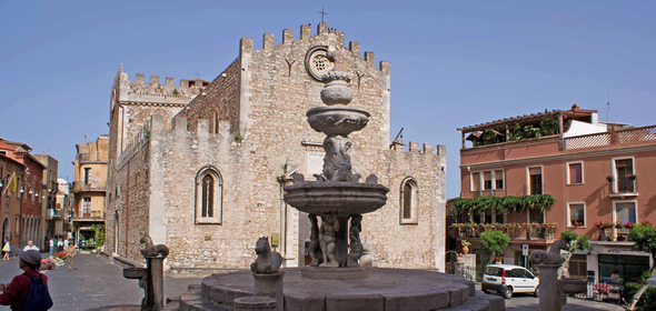 Taormina's cattedrale and the fountain on Piazza del Duomo