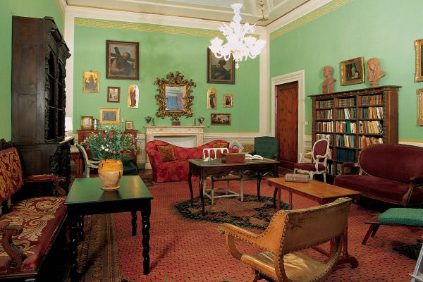 The parlor at Casa Guidi. (Photo courtesy of The Landmark Trust)