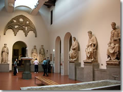 Statues from the old facade of the Duomo in the Museo dell'Opera del Duomo