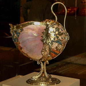 Mid-16C Chinese salt chalice made from mother-of-pearl and silver in the Museo degli Argenti of the Palazzo Pitti, Florence