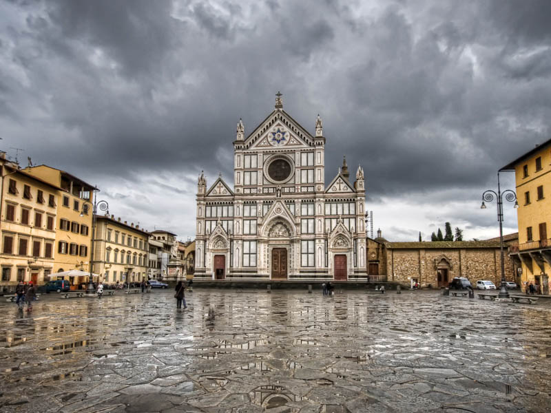 The church of Santa Croce on Piazza Santa Croce, Florence. (Photo by Augusto Mia Battaglia)