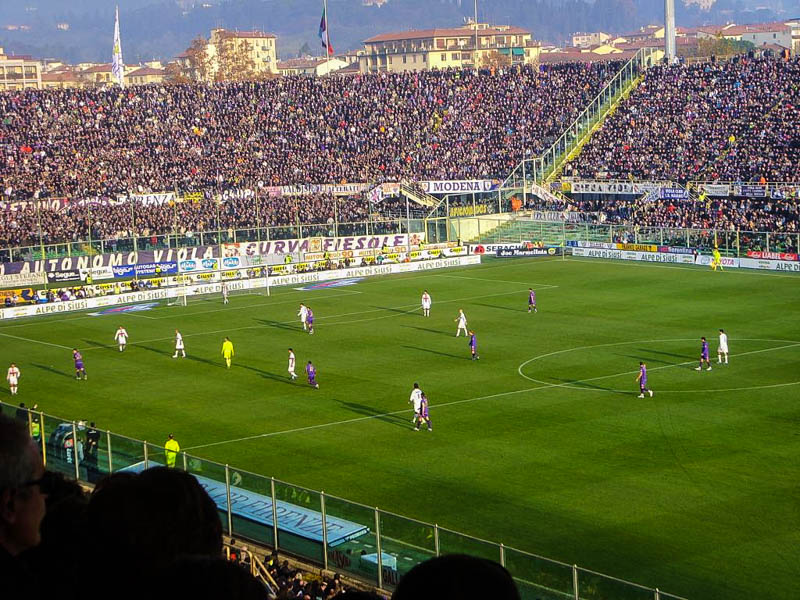 A Fiorentina-Inter game showing the Curva Fiesole where the true tifosi (fans) sit.. (Photo by Treviño)