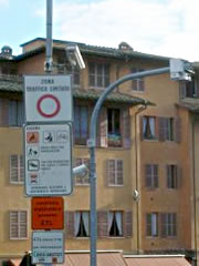 A sign marking the entrance to the ZTL (Zona Traffico Limitato) of Siena