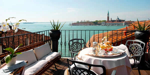 Some Junior Suites at Venice's Hotel Metropole come with breathtaking views over the Bacino San Marco